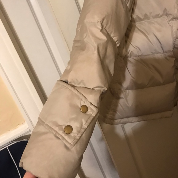 Calvin Klein Puffy Jacket - Picture 2 of 6